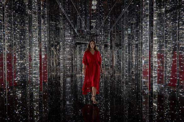 Virgin Voyages Entertainment The Manor Night Club 1.jpg